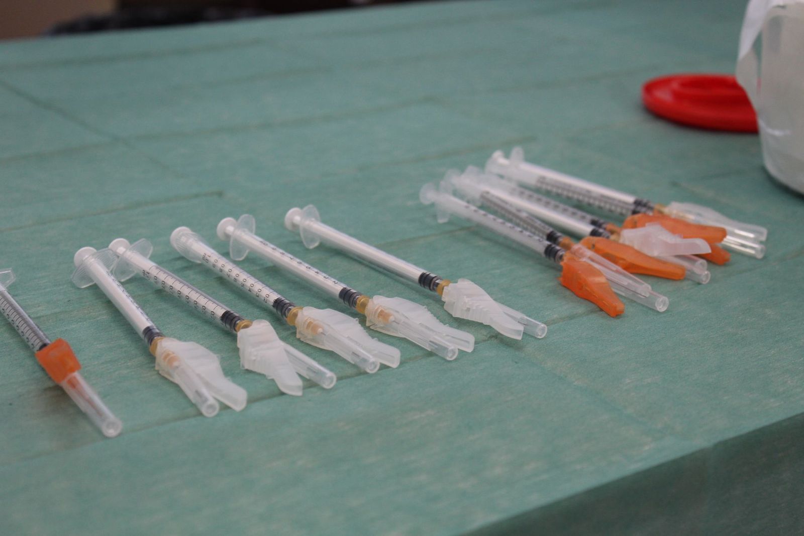 Vacunación de GRIPE y COVID en la residencia San Juan de Sahagún