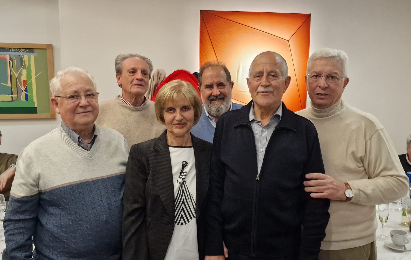 Trini y José Luis, en el centro, junto cuatro expresidentes de la Junta pro Semana Santa, Eduardo Pedrero, Dionisio Alba, Pedro Julián y Chele Pozas