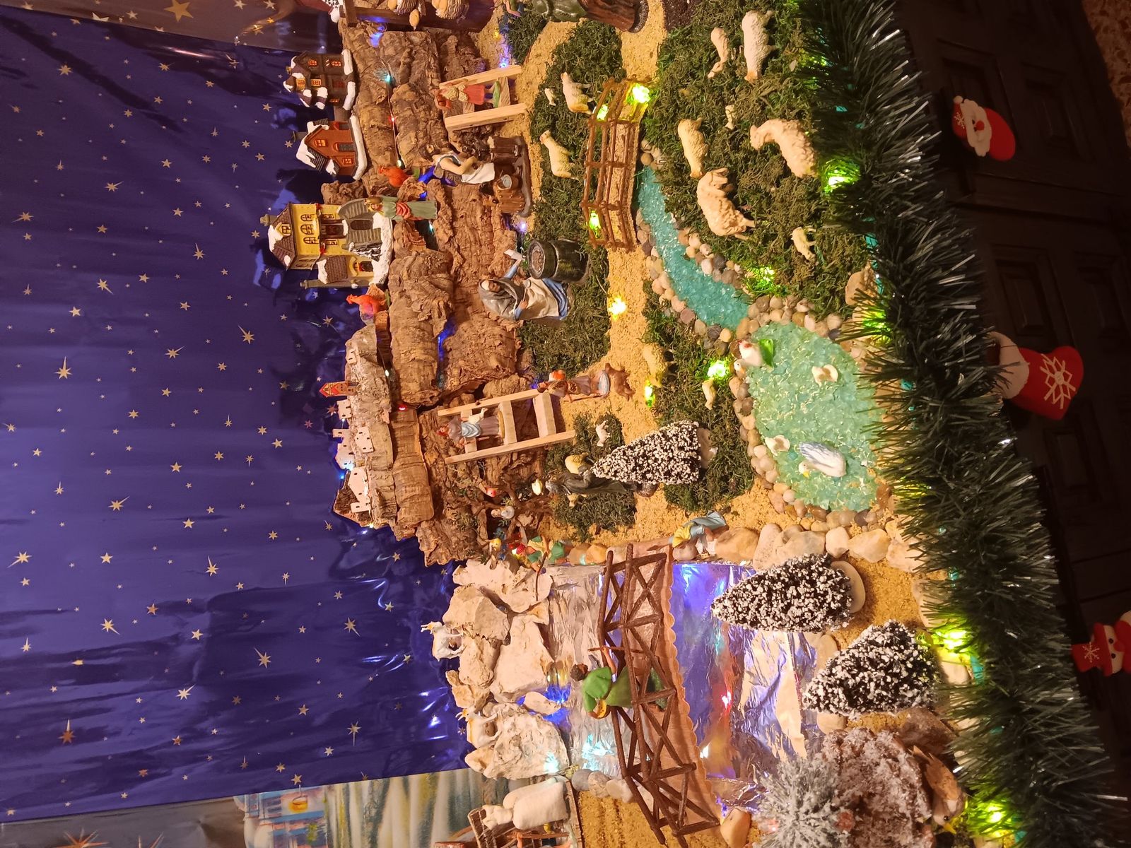 I.R.R. - Belén situado en una vivienda de la avenida de Comuneros (1).jpg