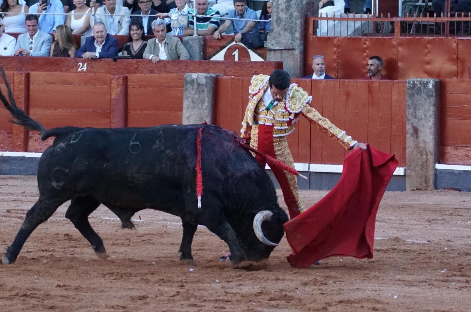 Emilio de Justo con 'Buenasuerte' de Garcigrande