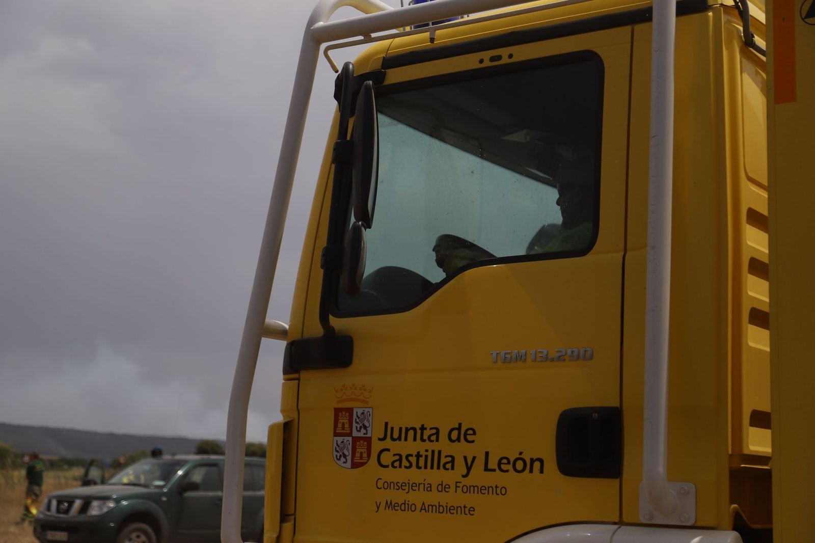 puesto-de-mando-contra-el-incendio-en-la-sierra-de-la-culebra-foto-maria-lorenzo-9