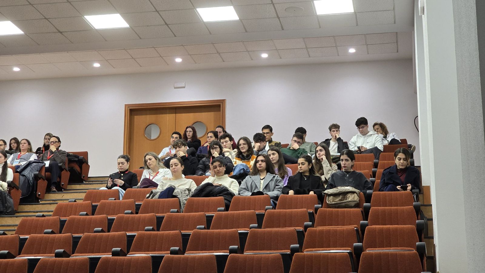 La Delegación de Estudiantes de Medicina organiza una Feria de Especialidades para orientar a los futuros sanitarios