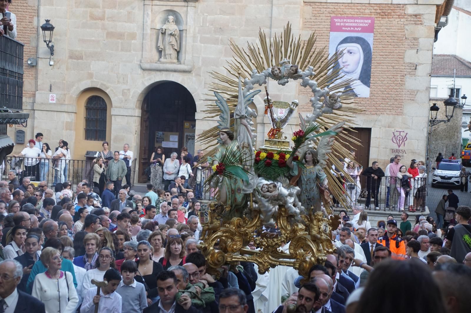 Procesión de Santa Teresa en Alba 2025 (14).jpeg