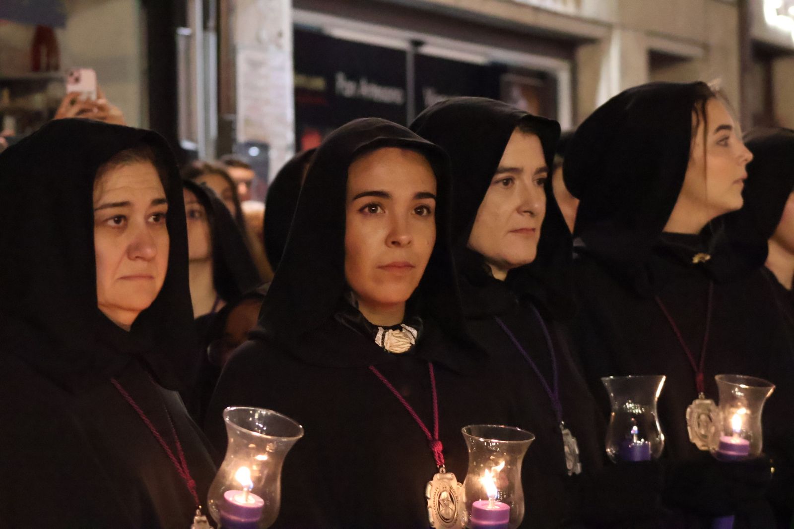GALERÍA | Revive en imágenes la procesión de la Soledad