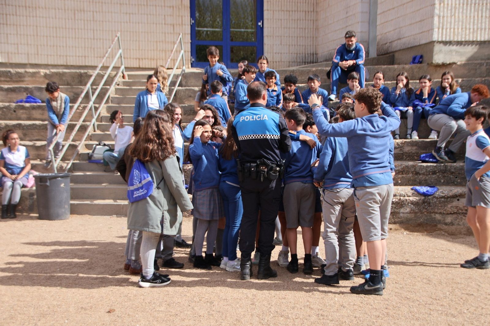 Reportaje perros Policía Local "semillas de conciencia"