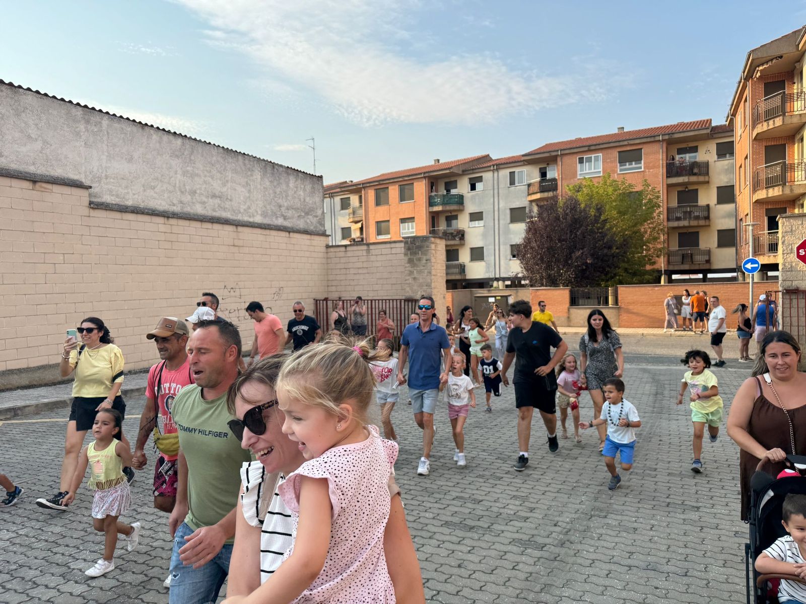 Encierro infantil de Mini Bueyes en Guijuelo durante sus fiestas 2025