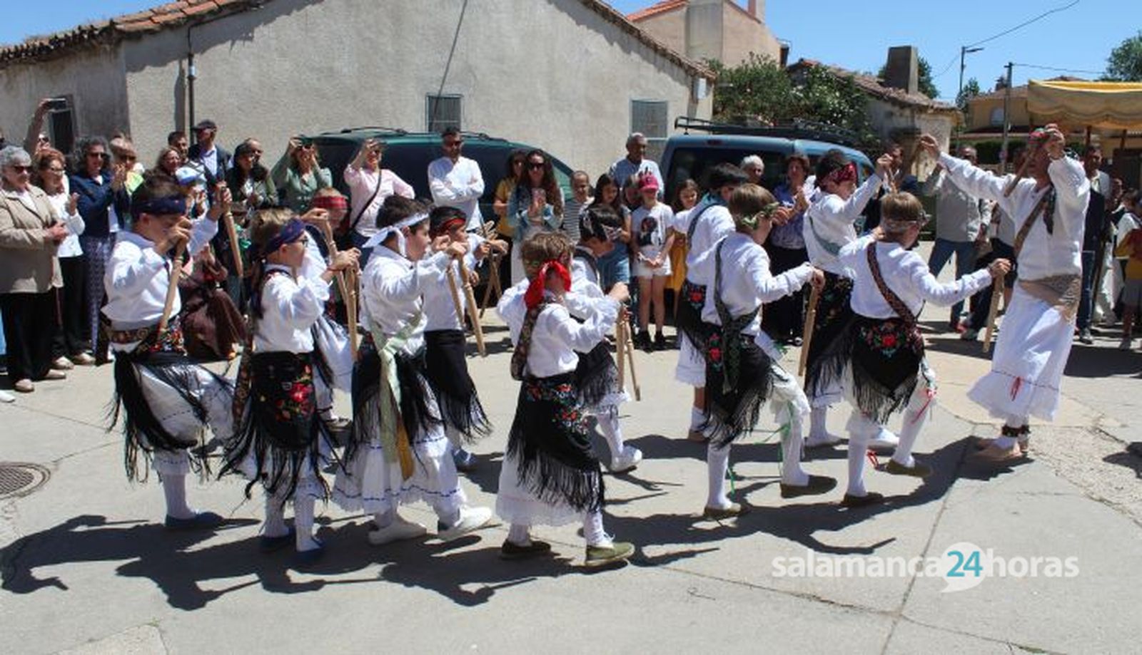 Misa y procesión en AldeaTejada.