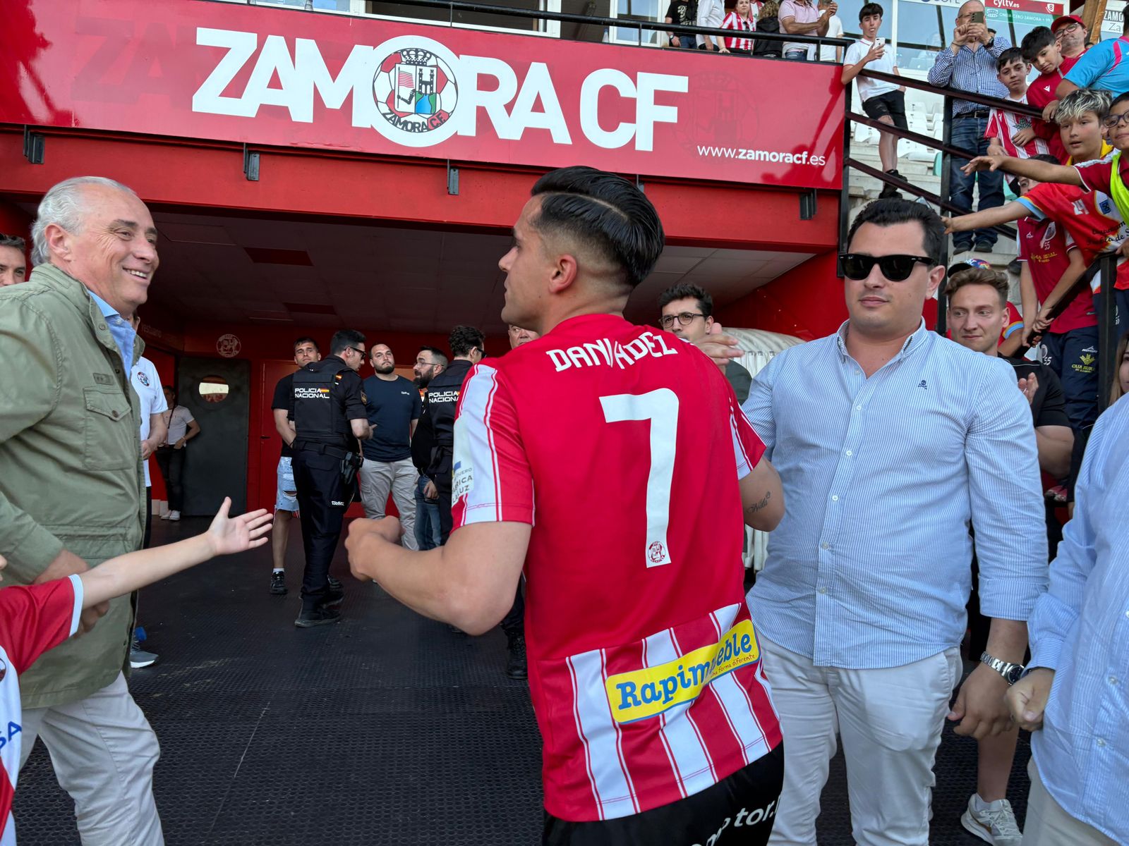 whatsapp-image-2025-05-24-at-22-08-58-1