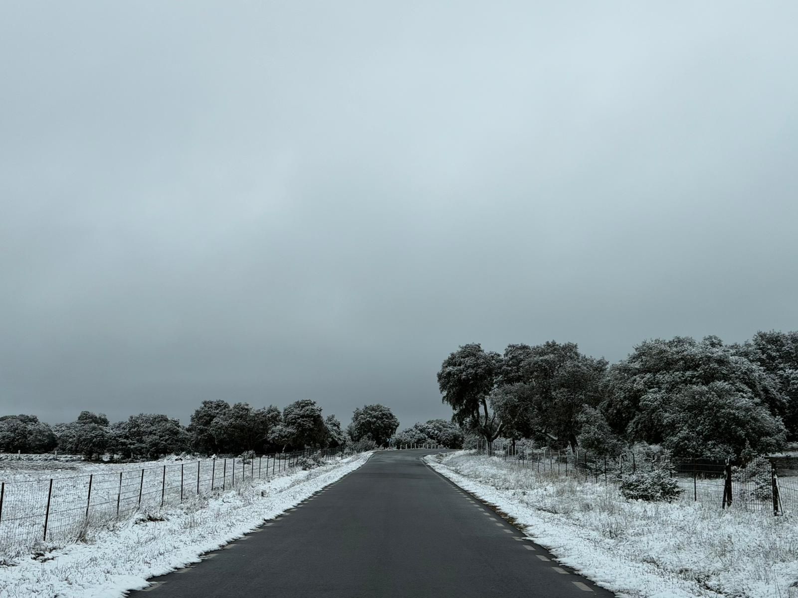 Nieve en Cuatro Calzadas, Pereña y Guijuelo este sábado