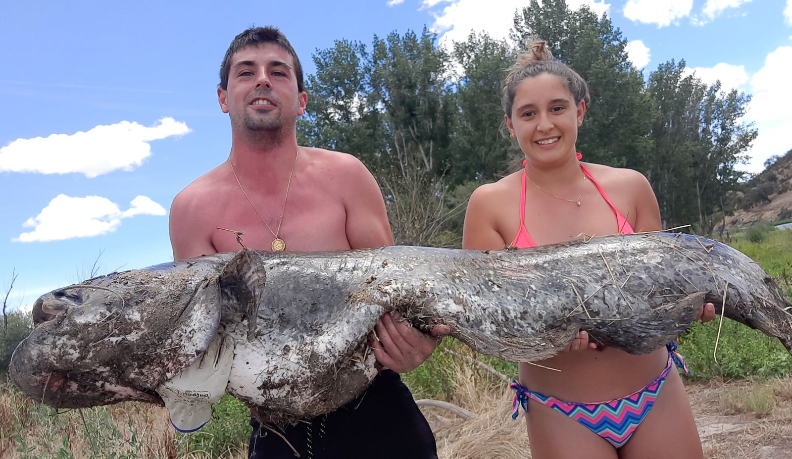 Siluro de 1.98 metros y 67 kg