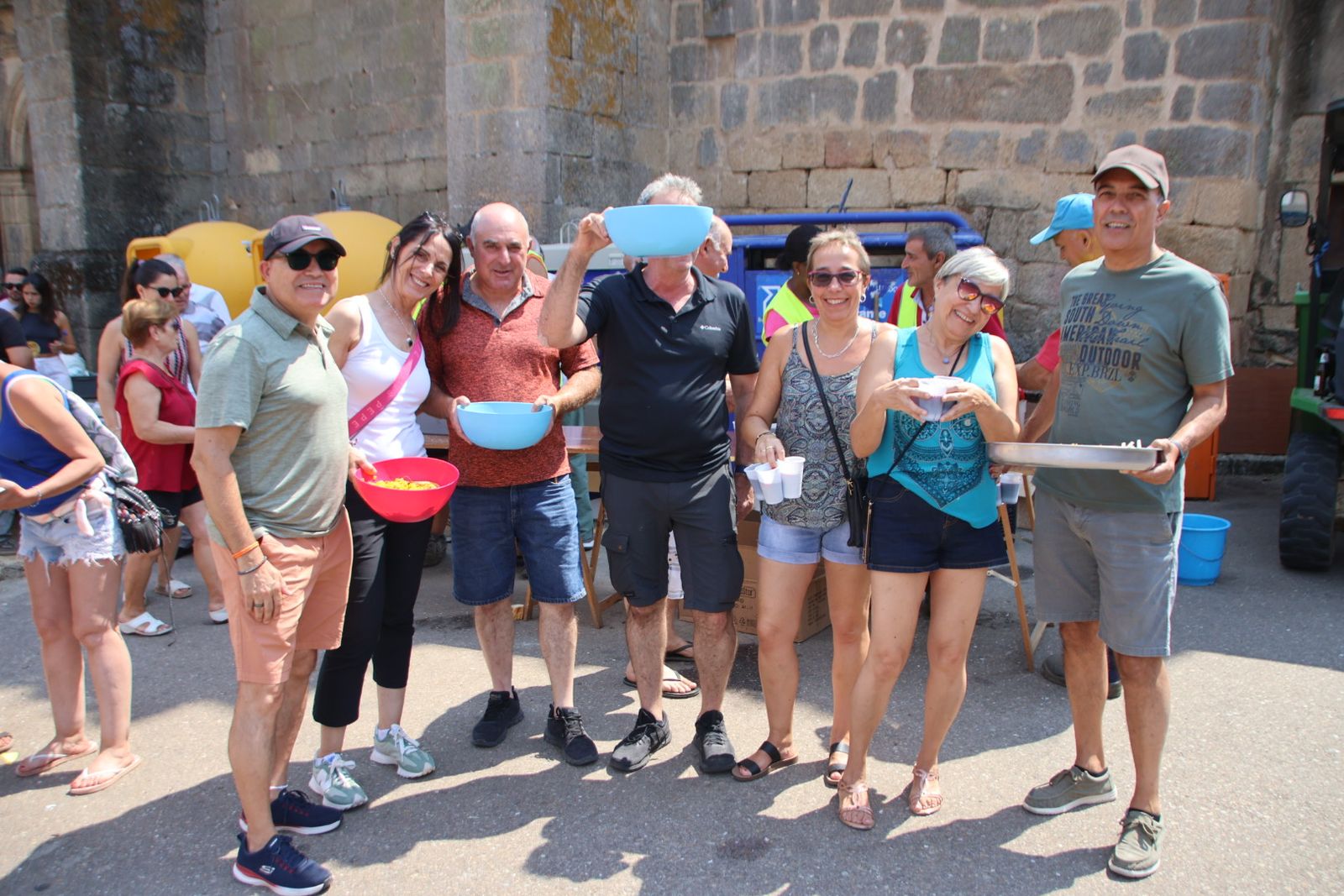 Masueco paella popular en la plaza