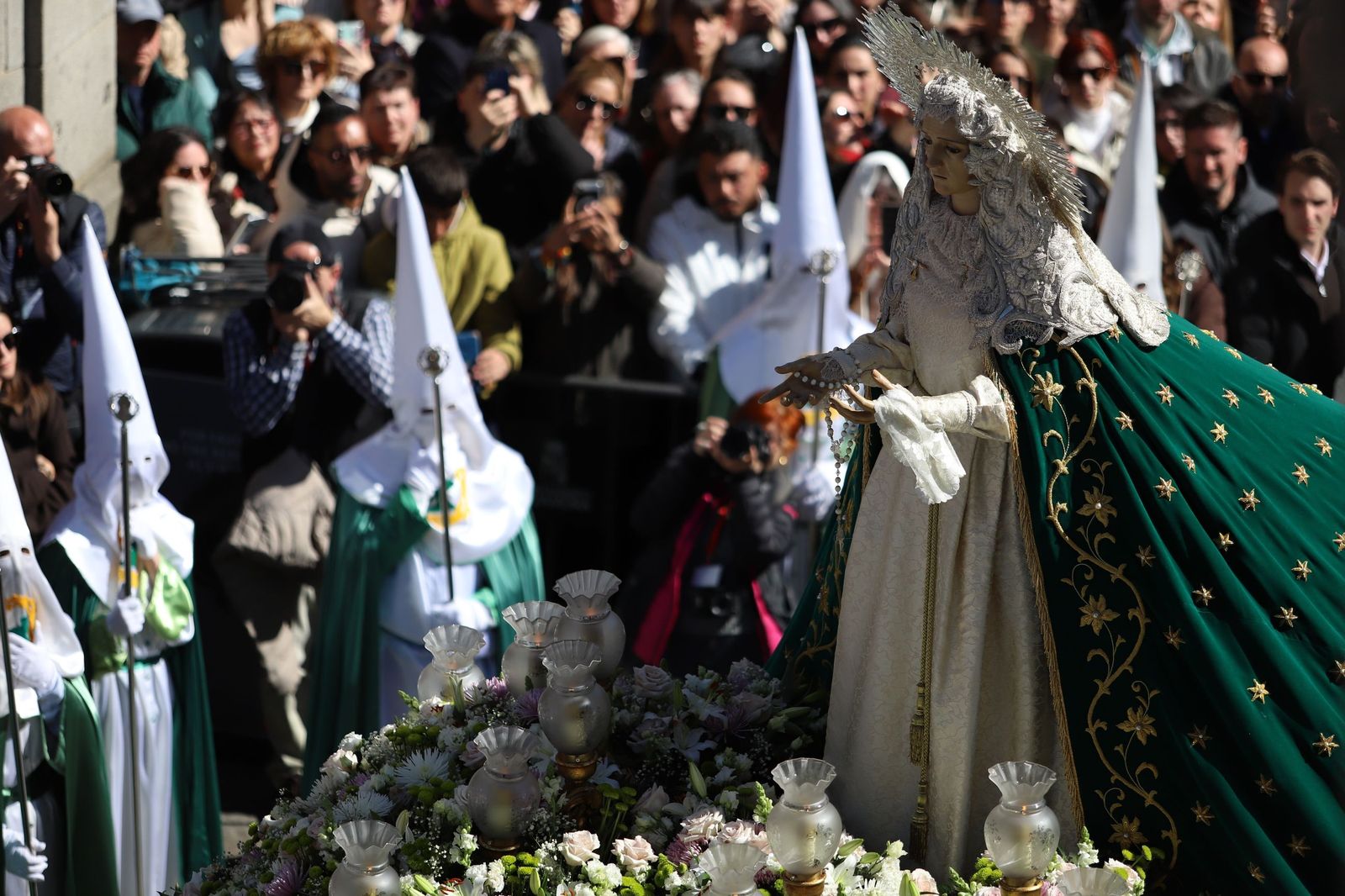 GALERÍA | Revive en imágenes la procesión de la Virgen de la Esperanza