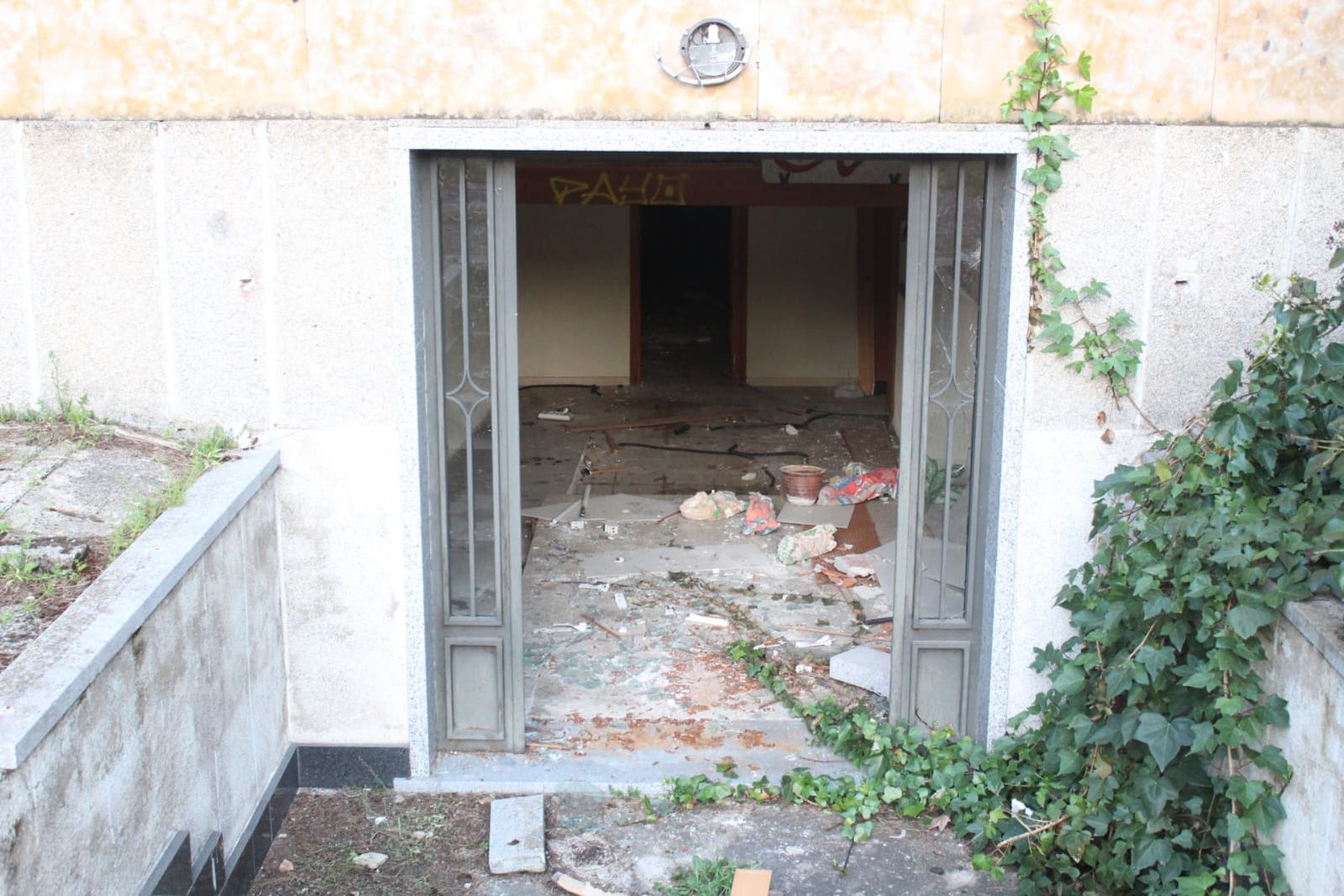 whatsapp-image-2024-04-15-at-20-37-51