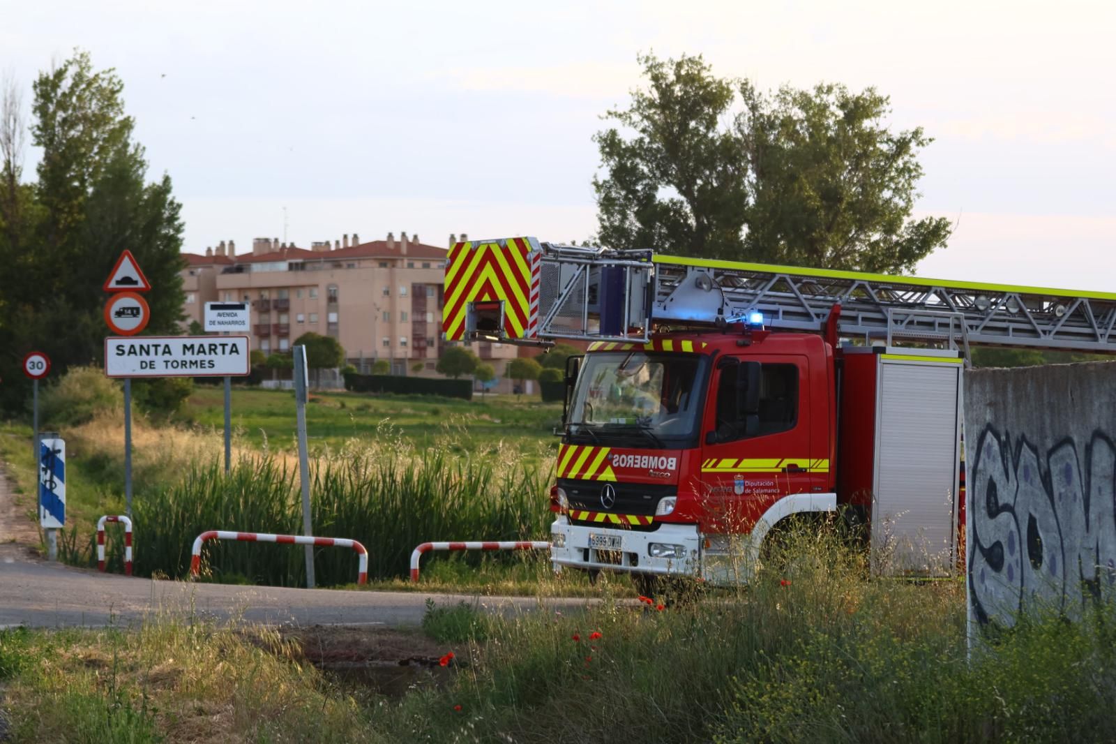 Incendio en una casa abandonada en Santa Marta