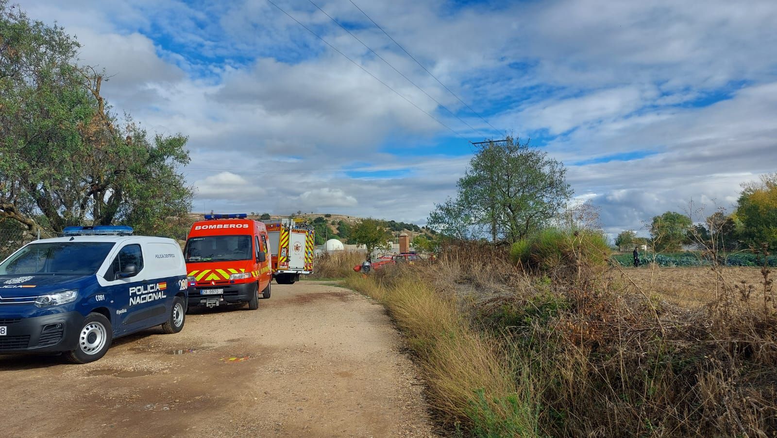 GALERÍA | Amplio despliegue para rescatar un cuerpo sin vida del río Duero en Zamora capital