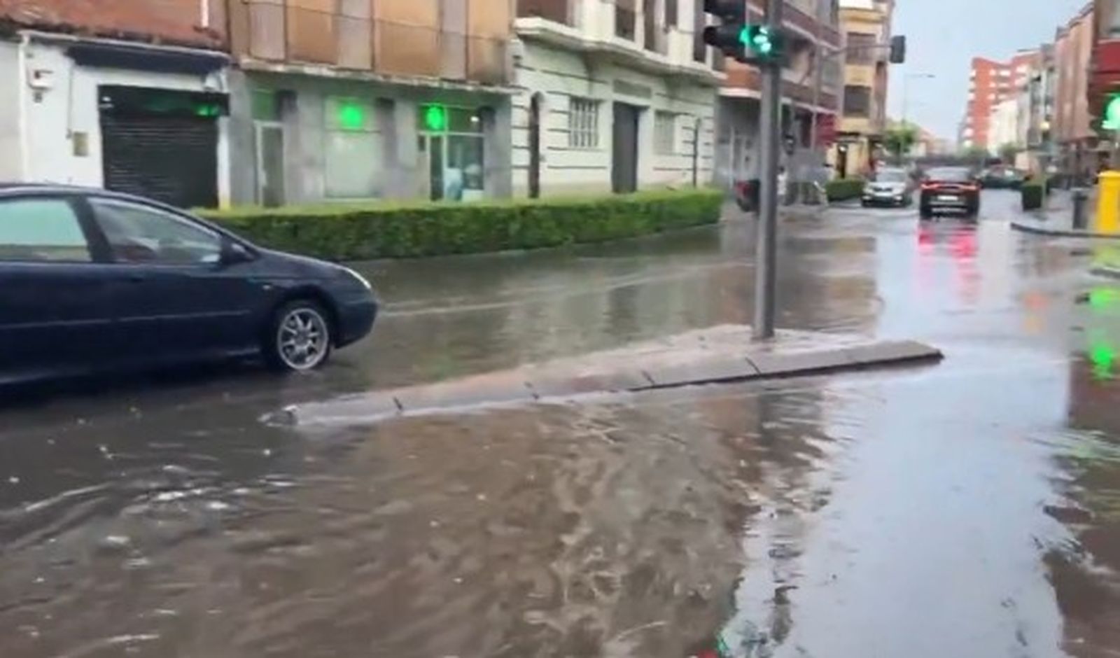 Inundaciones por la tormenta descargada en Medina del Campo Inundaciones por la tormenta descargada en Medina del Campo