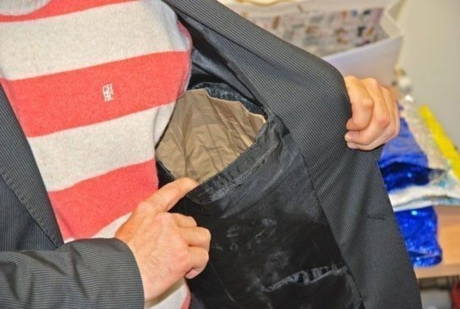 Arrestada una pareja por intentar sustraer dos consolas y una tablet