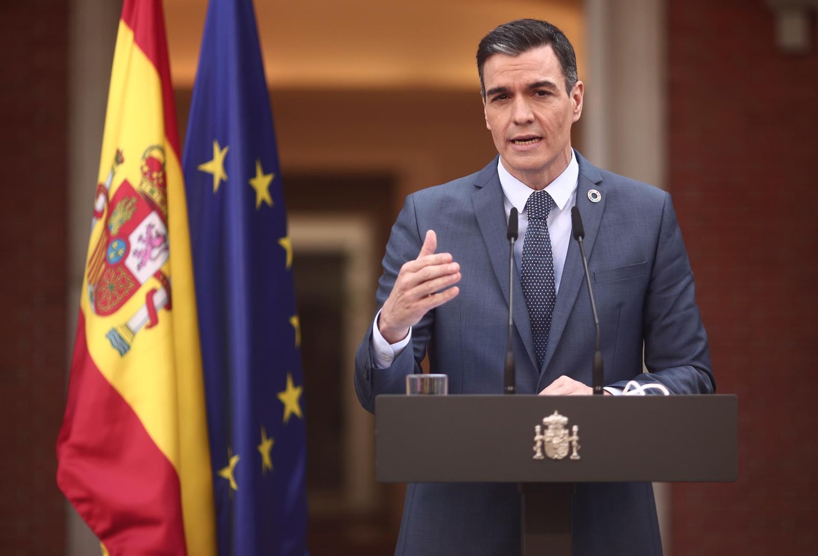El presidente del gobierno, Pedro Sánchez, ofrece una rueda de prensa en Moncloa tras participar en la reunión del Consejo Europeo Extraordinario sobre el Coronavirus
