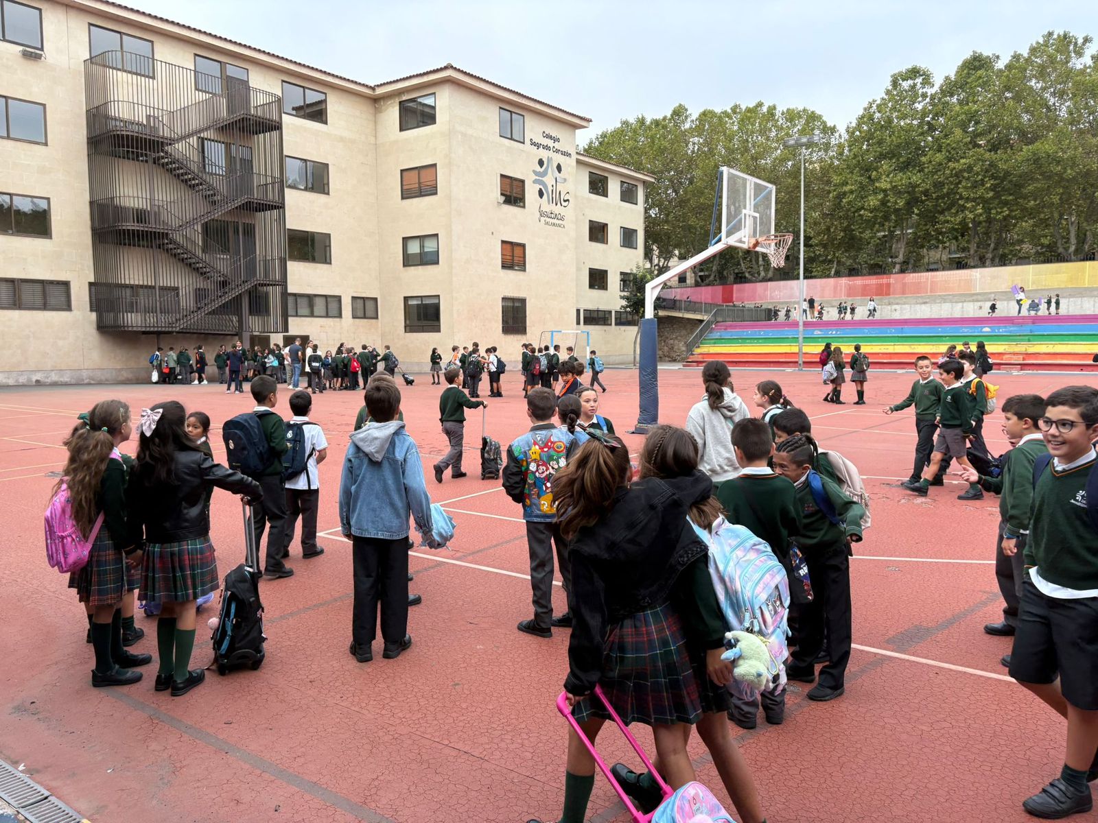 Vuelta al cole en Salamanca capital en el inicio del curso académico 2025-2026