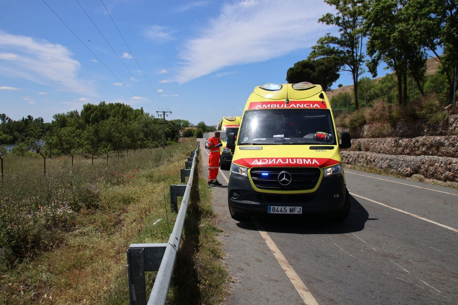 210bb4c9-1e10-4e2d-b3ba-d4365353b4ef