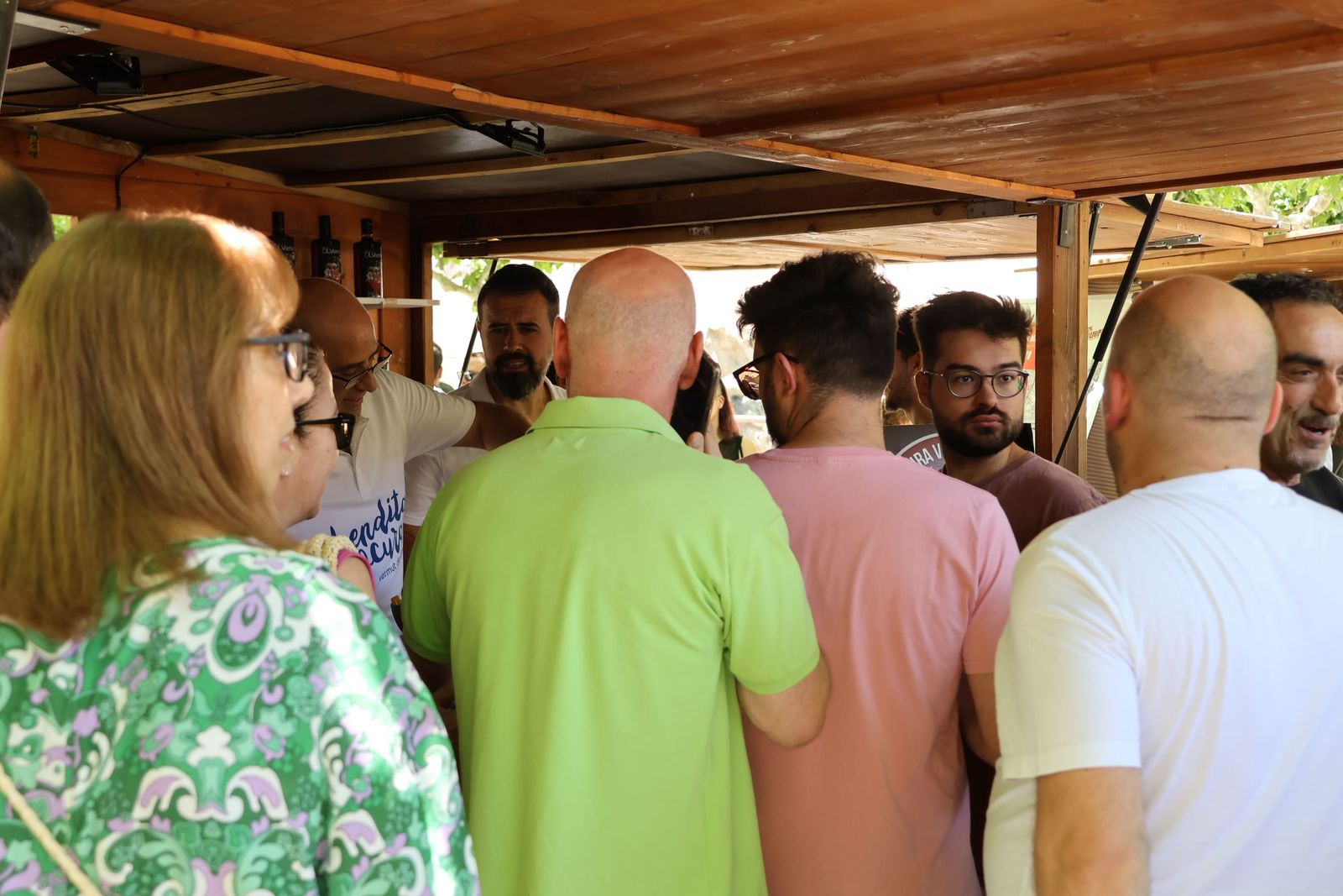 feria-de-vermu-en-plaza-de-viriato-11