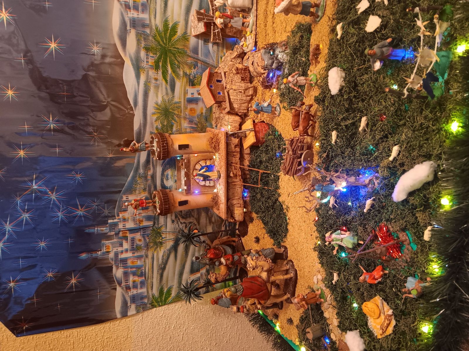 I.R.R. - Belén situado en una vivienda de la avenida de Comuneros (2).jpg