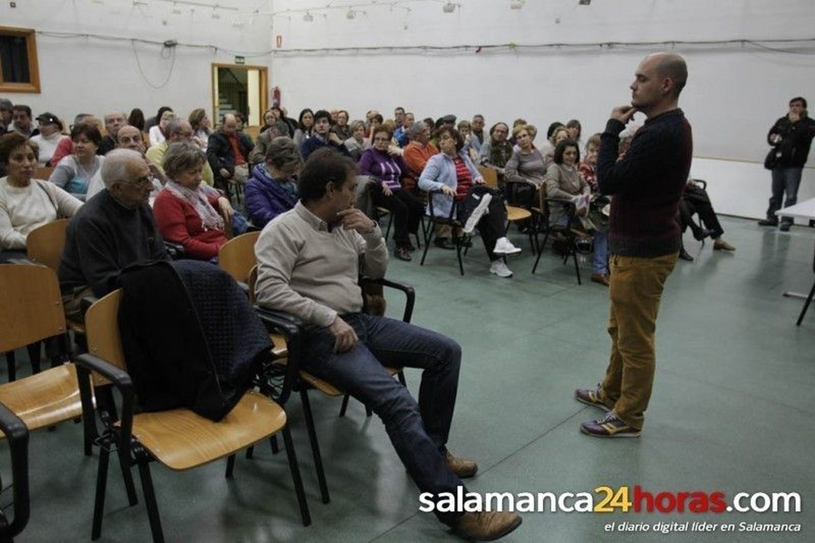 Reunión Fevesa-vecinos Comuneros