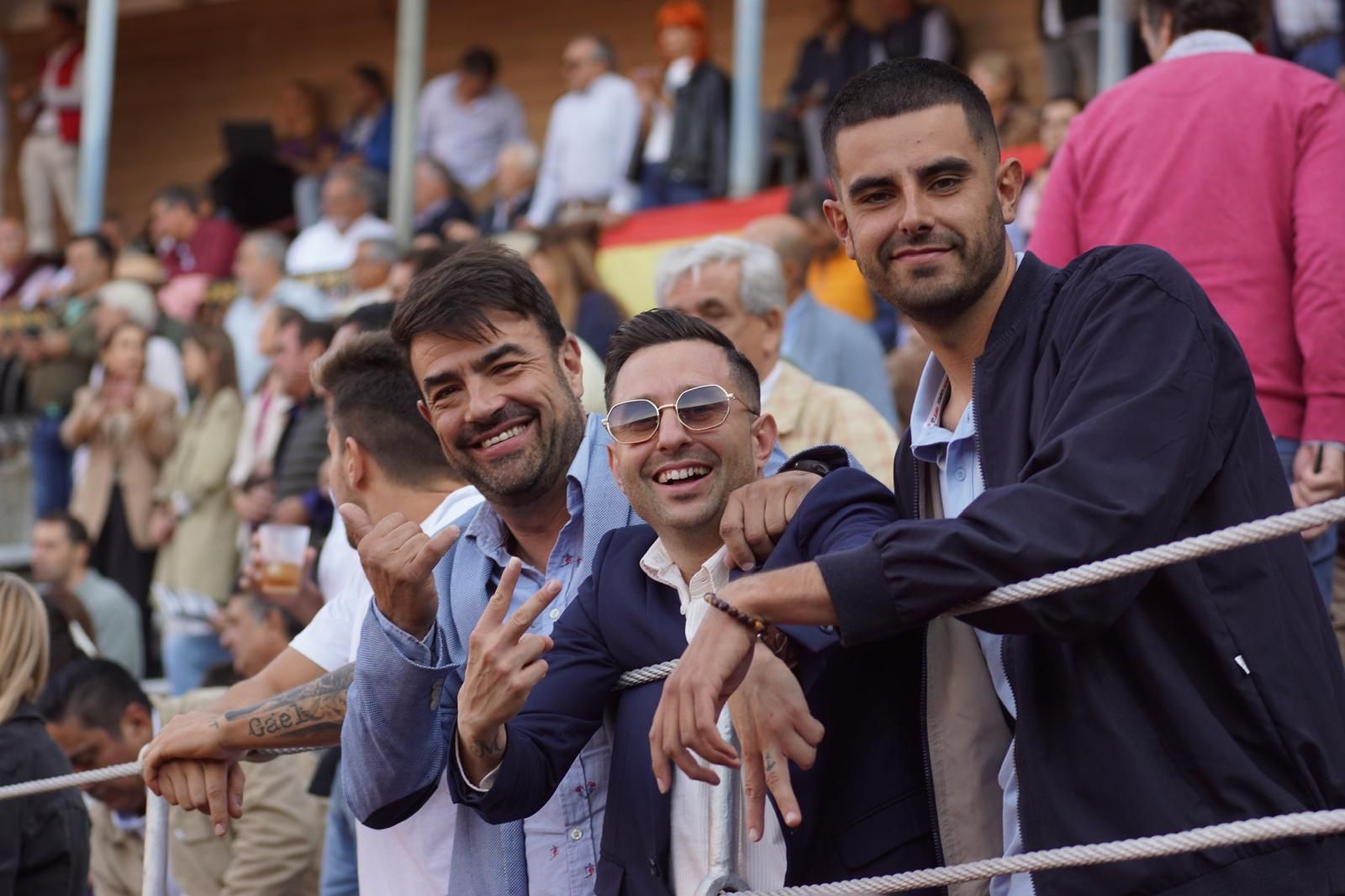 resumen-fotografico-del-ambiente-en-los-tendidos-de-la-glorieta-durante-la-corrida-concurso-22-de-septiembre-fotos-juanes-115