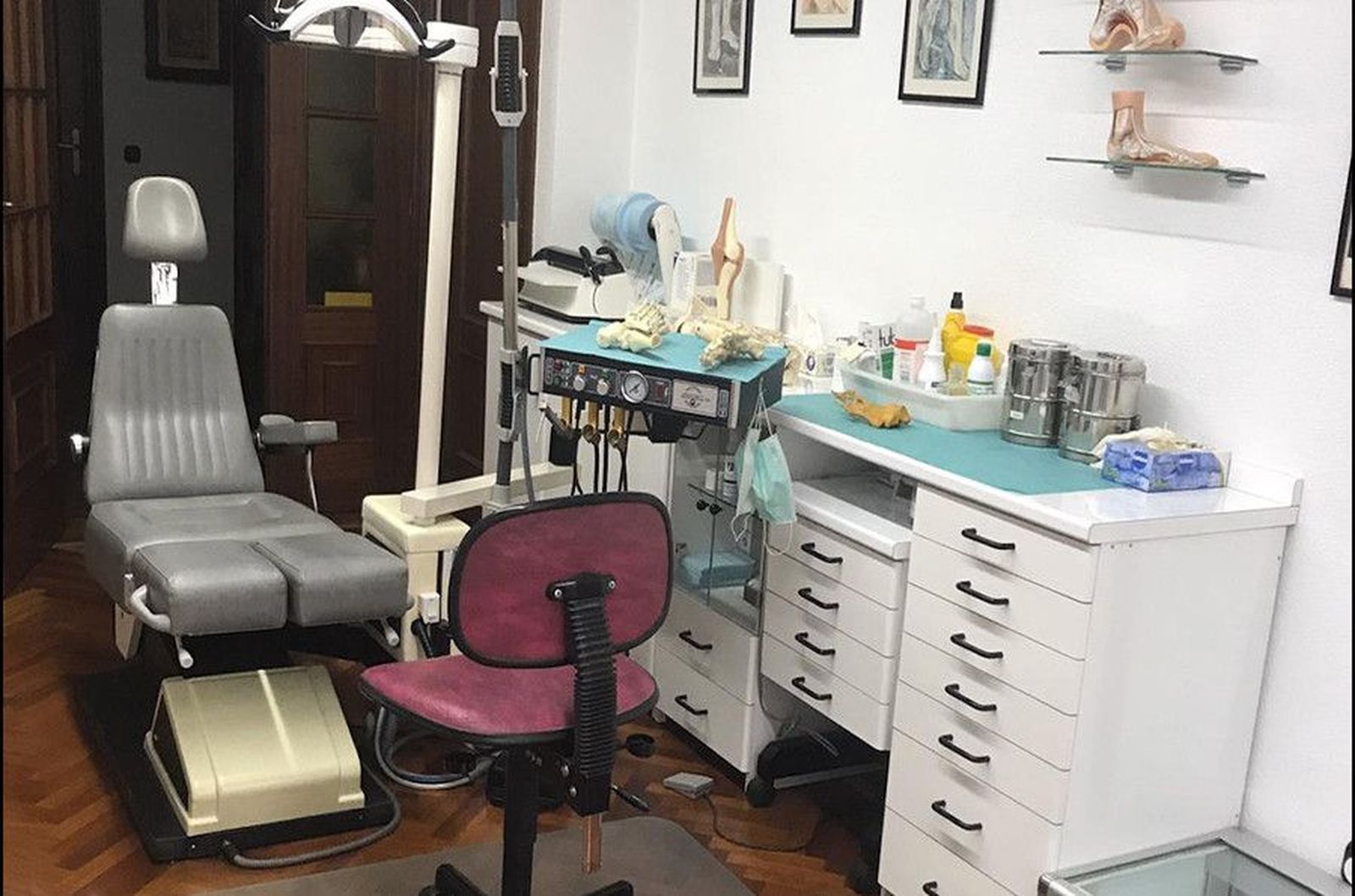 Consulta podologica vacia Aranda