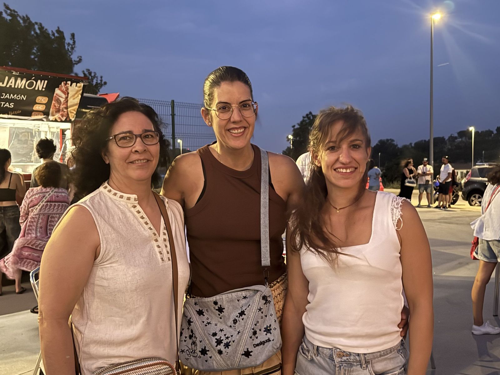 Feria Food Trucks en Aldeatejada en la plaza Mayalde