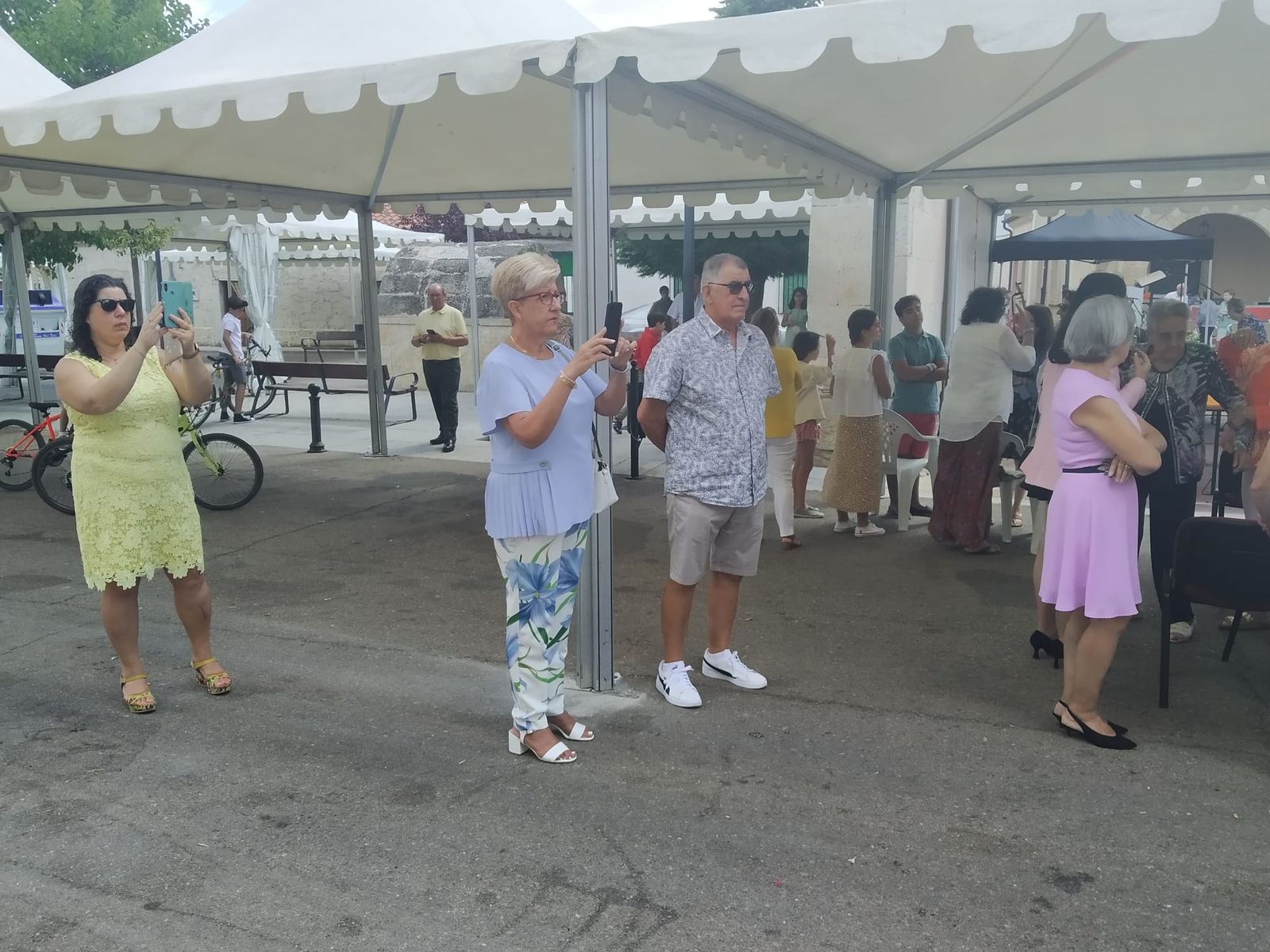 procesion-por-las-fiestas-patronales-en-valdelosa-23