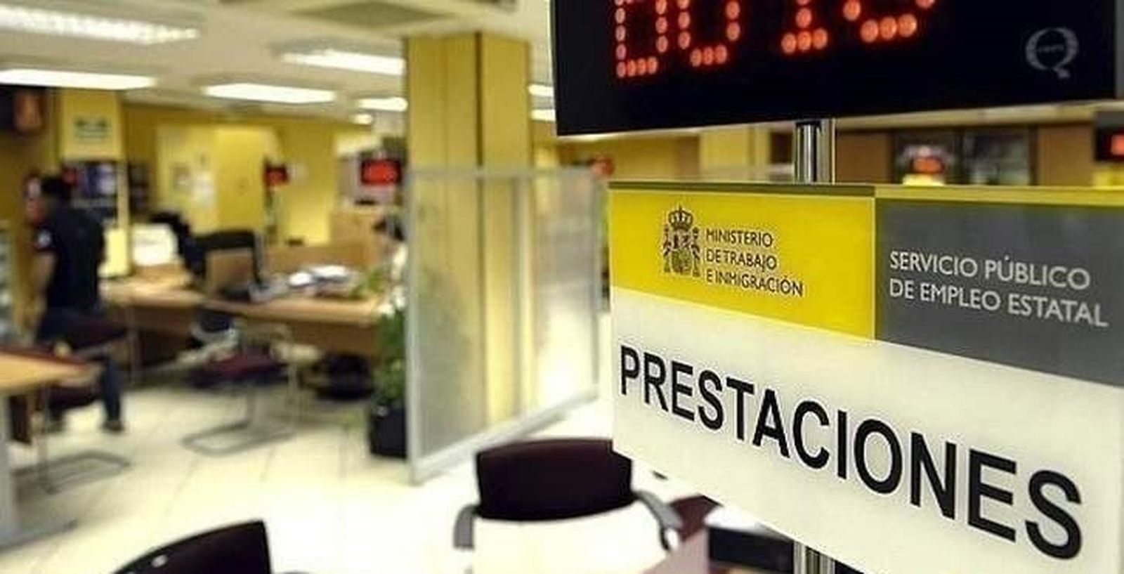Continúan al alza los parados que carecen de una prestación por desempleo