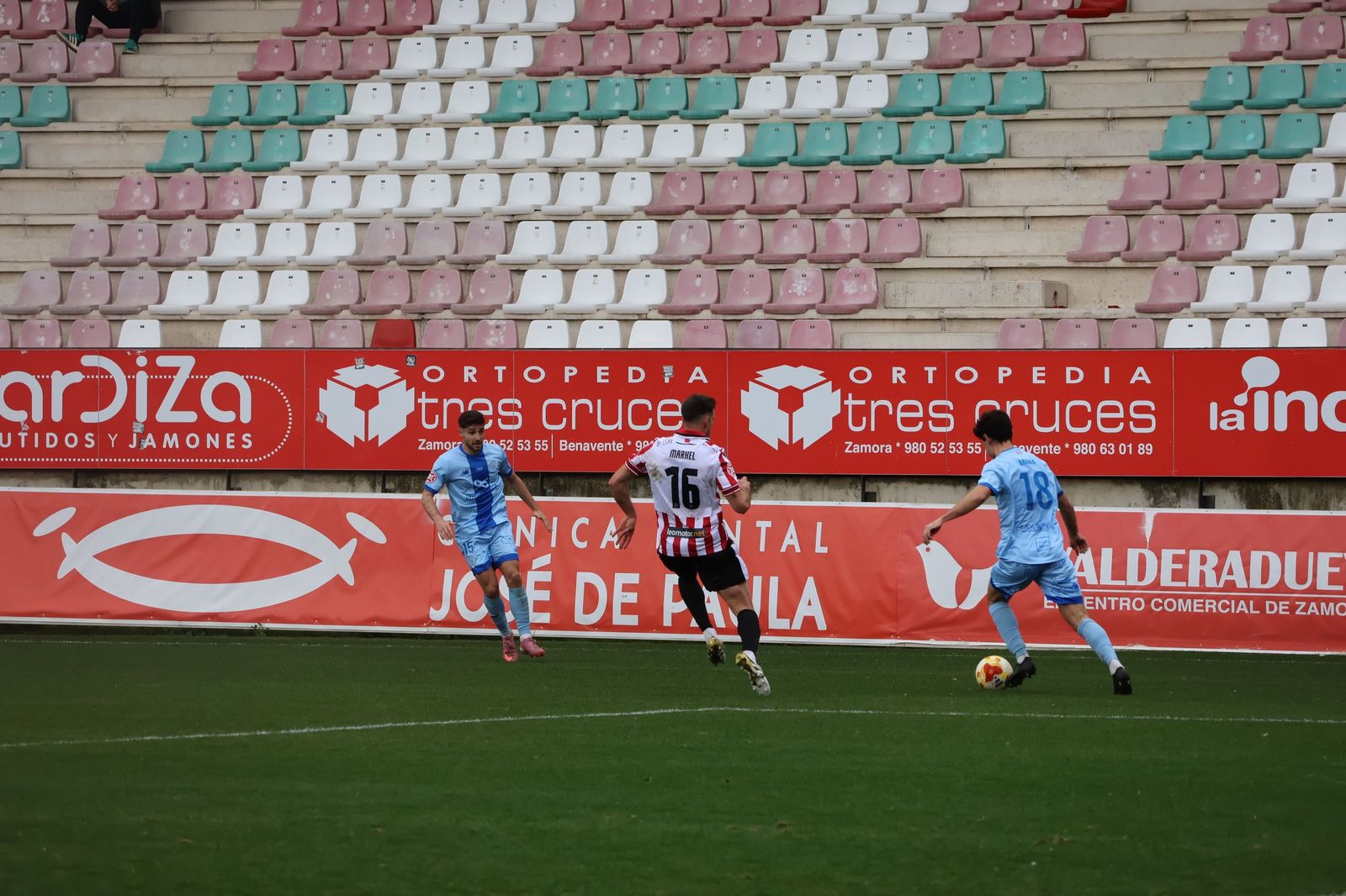 Zamora CF - Barakaldo (64).JPG