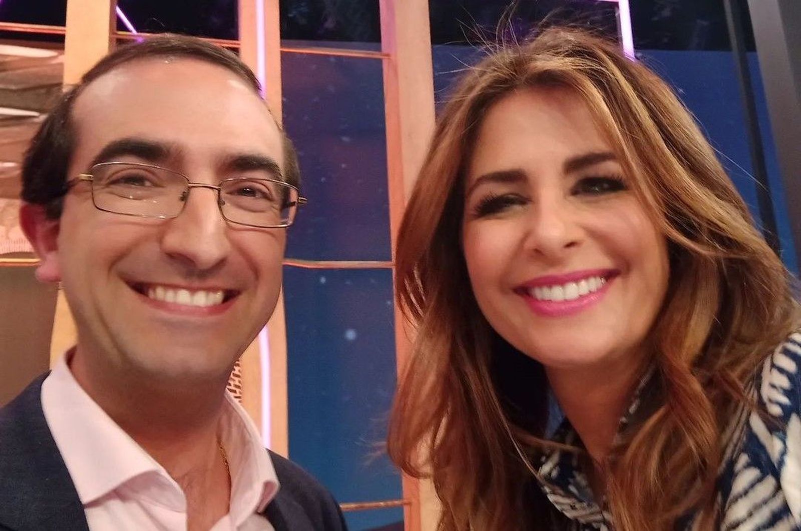 Luis Santamaría y Nuria Roca en una pausa del programa