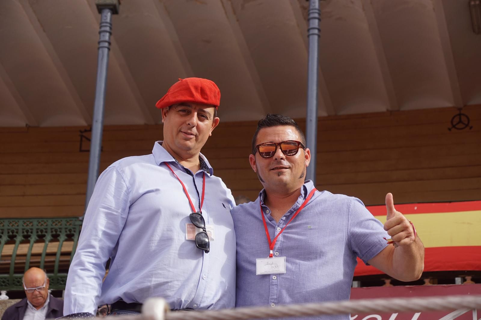 Gran ambiente en La Glorieta para la tarde de toros de Morante de la Puebla, Ismael Martín y Marco Pérez