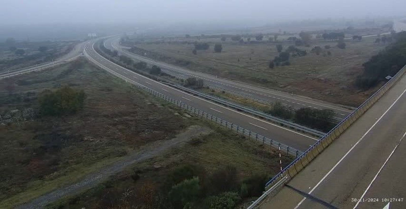Niebla en la autovía en Zamora.