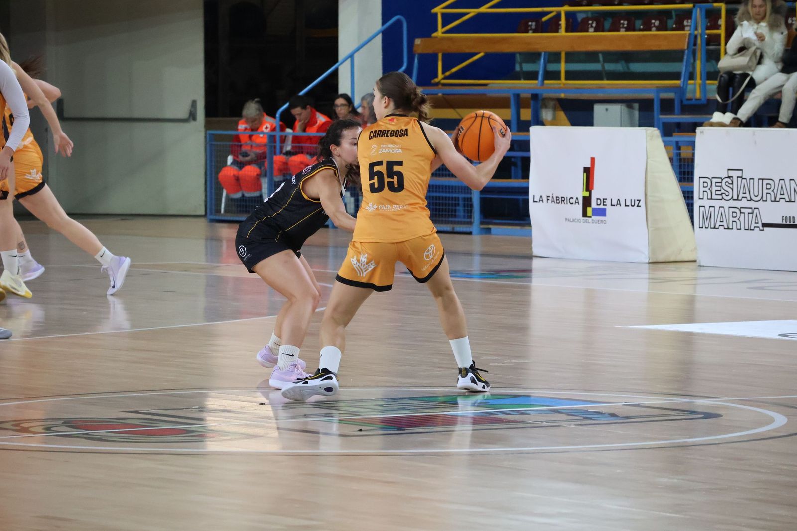Partido entre CD Zamarat y Cajasol Baloncesto Sevilla