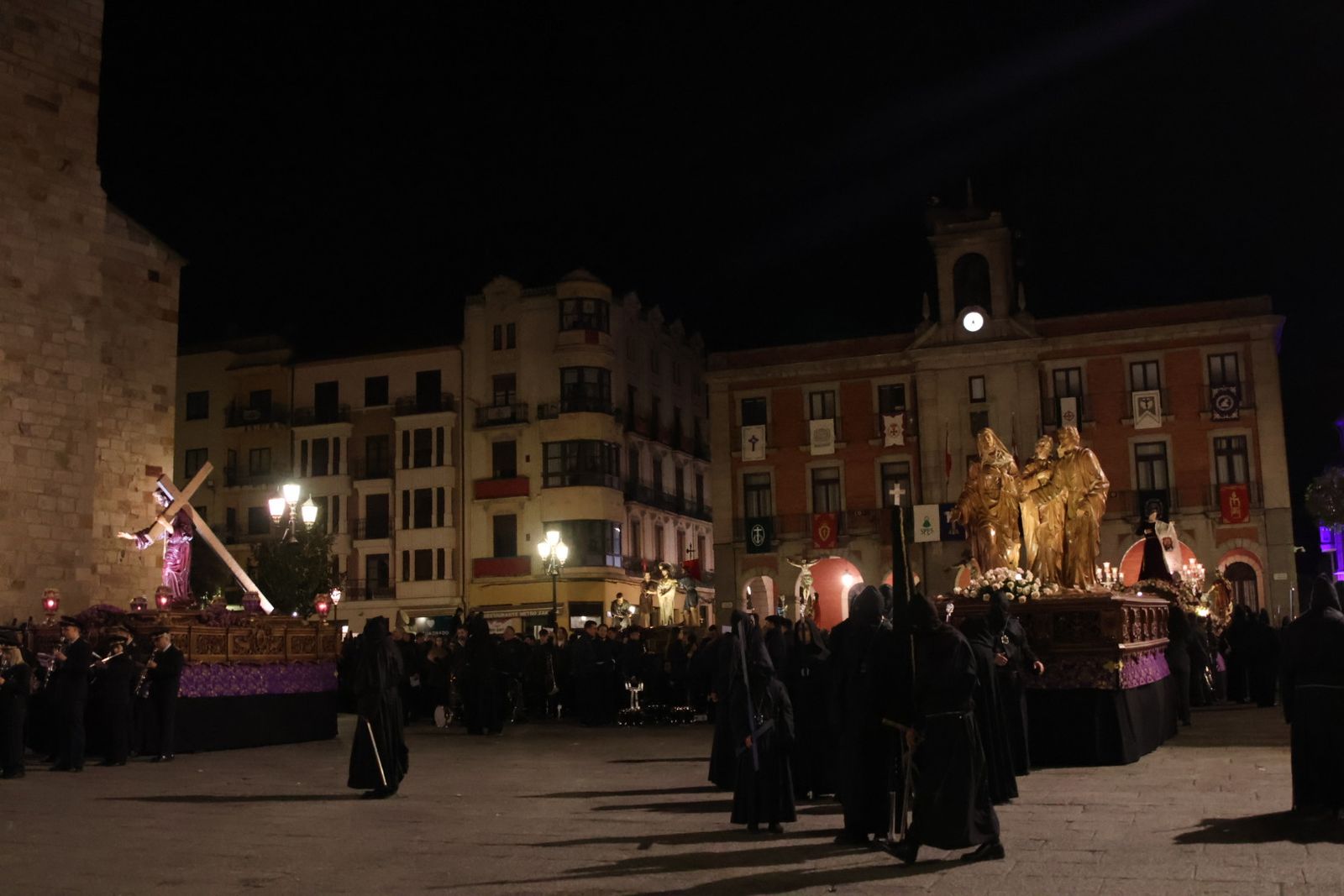 GALERÍA | Revive en imágenes la procesión de Jesús Nazareno
