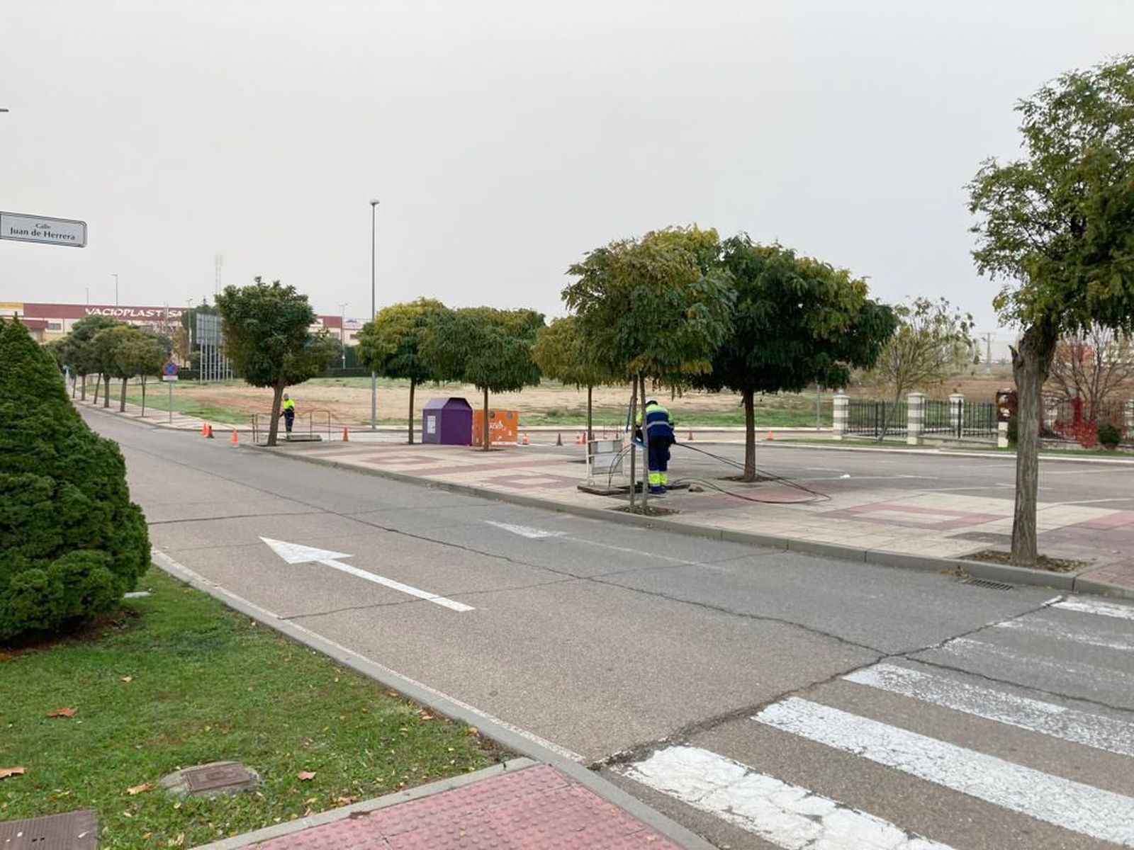 Instalación red fibra óptica municipal en Carbajosa. Foto de archivo