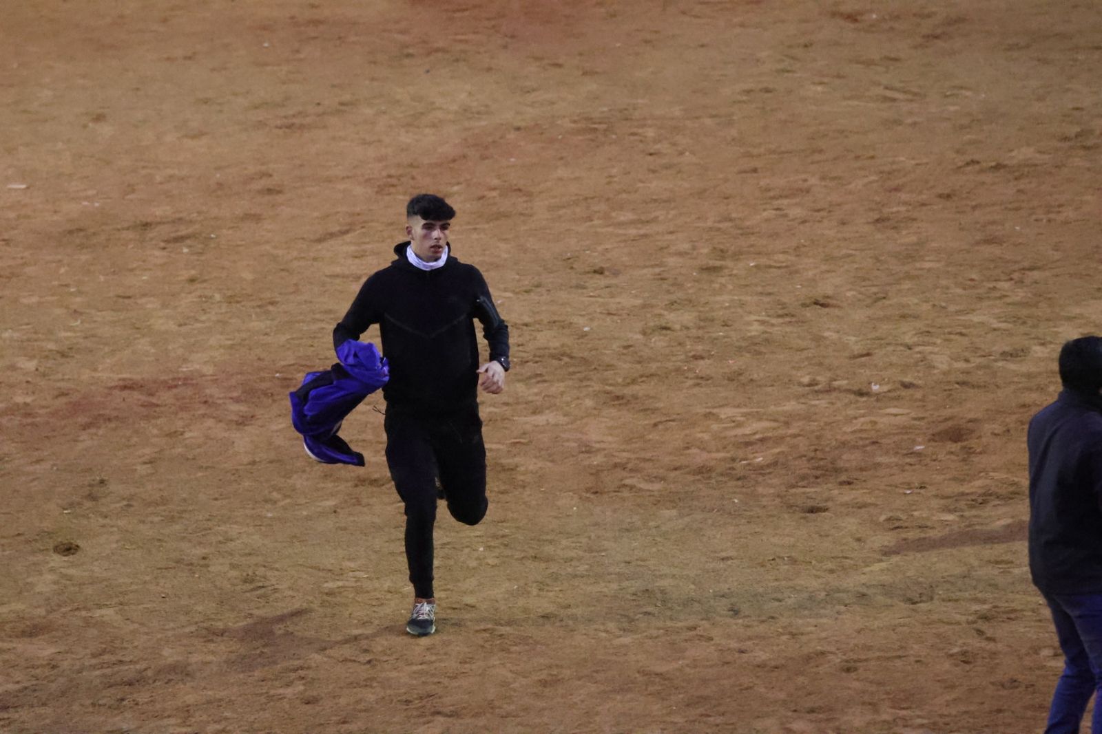Capea y desencierro de domingo tarde en el Carnaval del Toro 2026