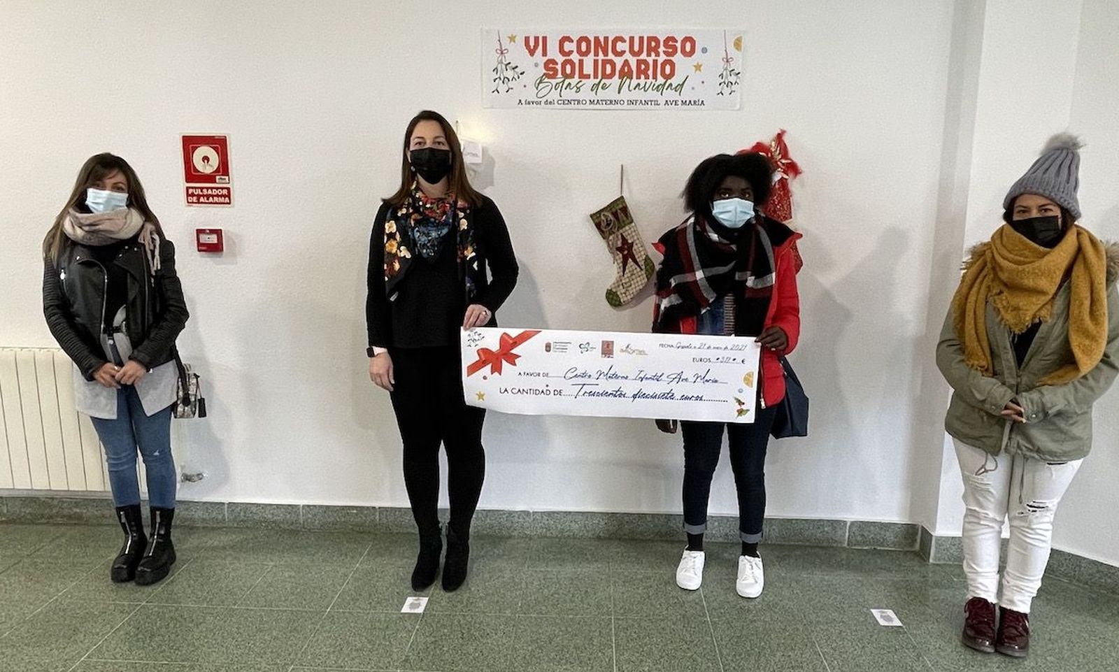 Entrega del concurso de botas de Navidad de Guijuelo