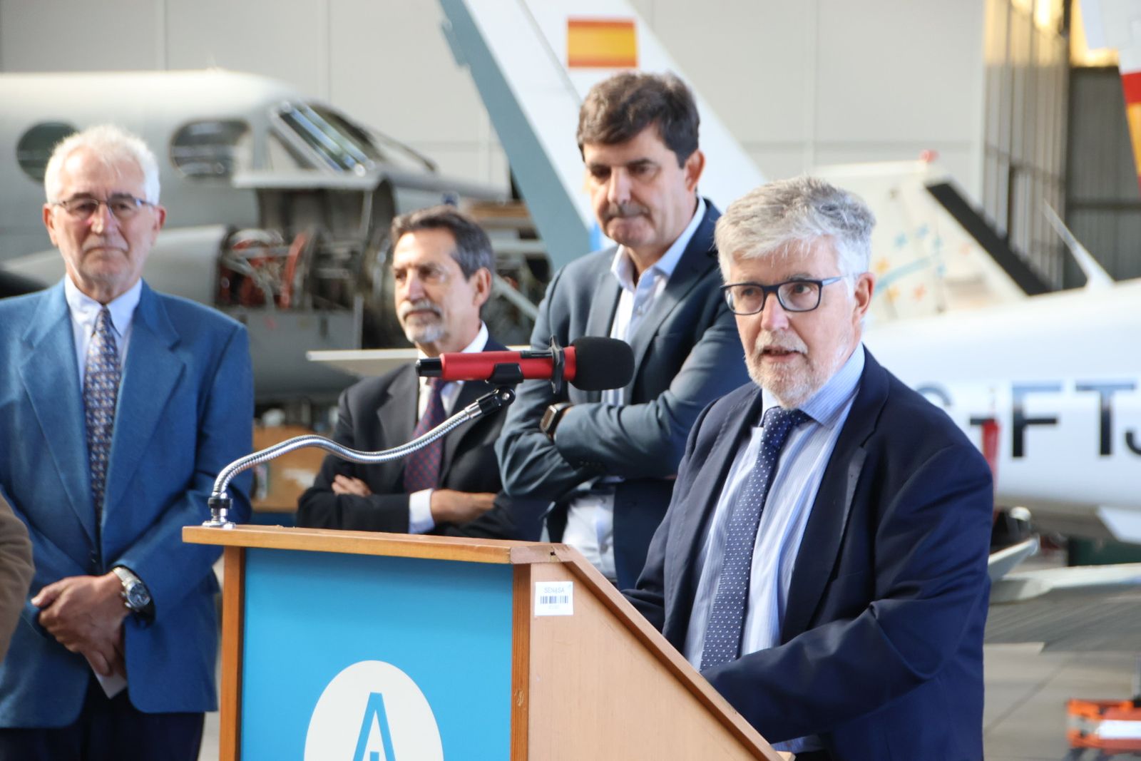 SENASA entrega una avioneta histórica, a la Fundación Infante de Orleans