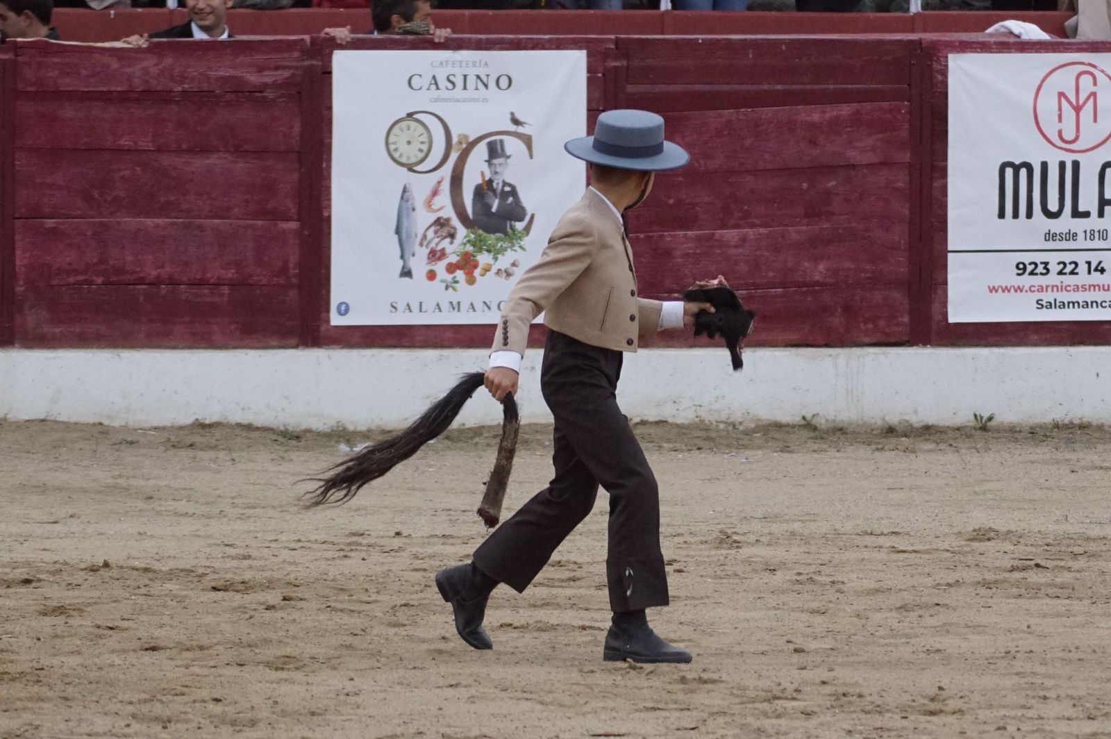 whatsapp-image-2024-10-05-at-19-56-27