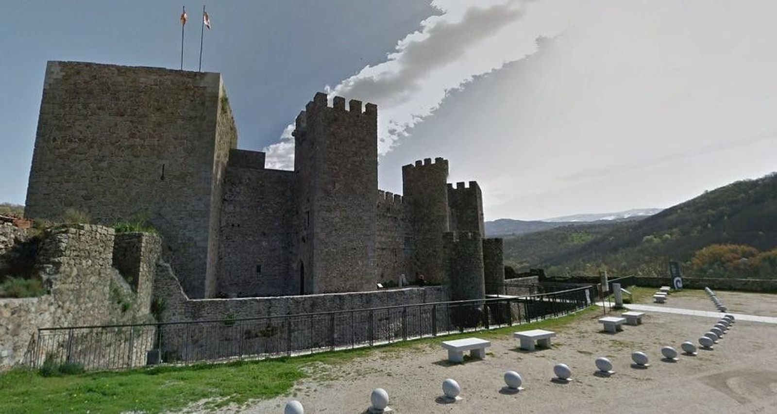 Sale a licitación la gestión del Castillo de San Vicente en Montemayor del Río