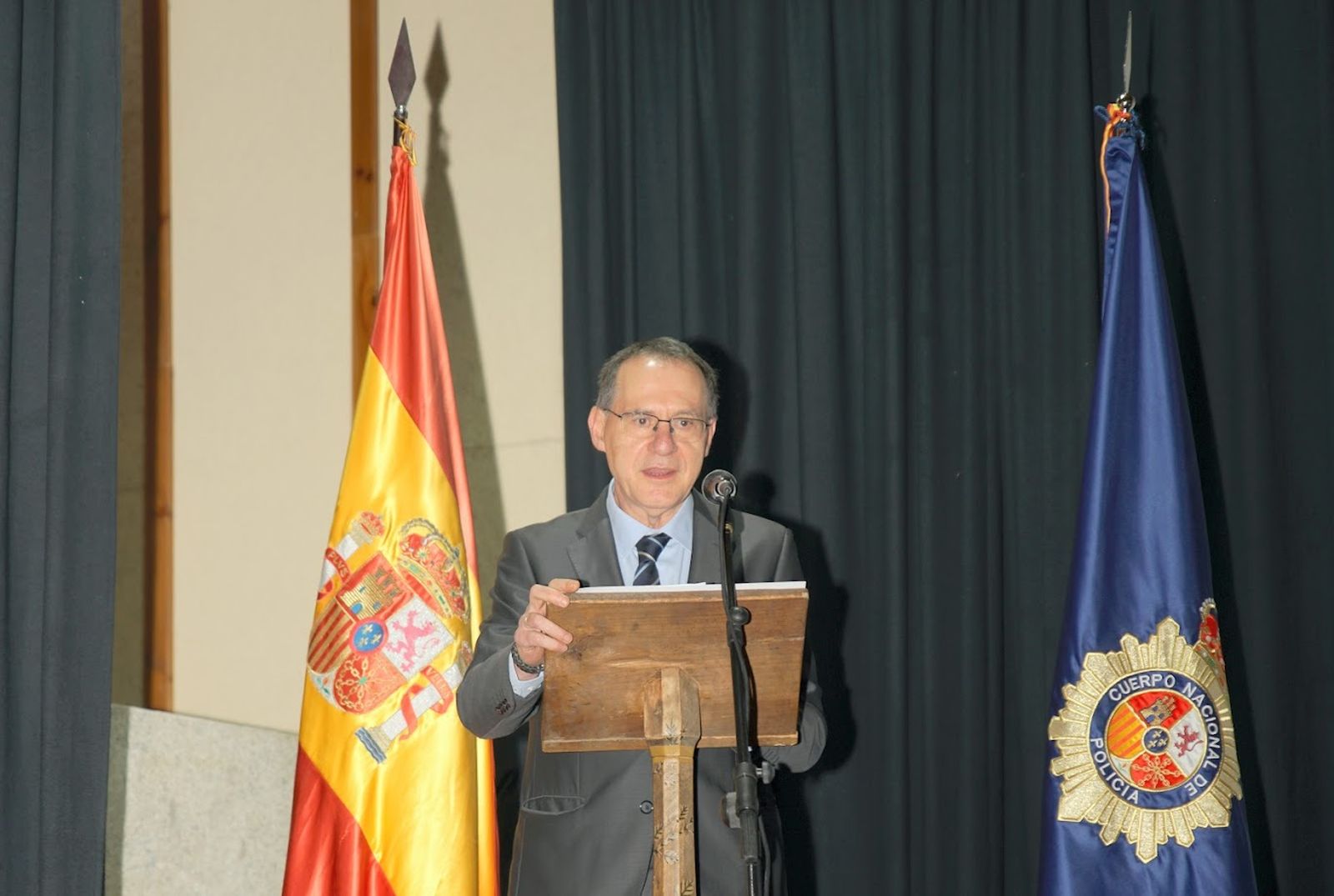 GALERÍA | Revive en imágenes el homenaje a la Policía Nacional en Alcañices