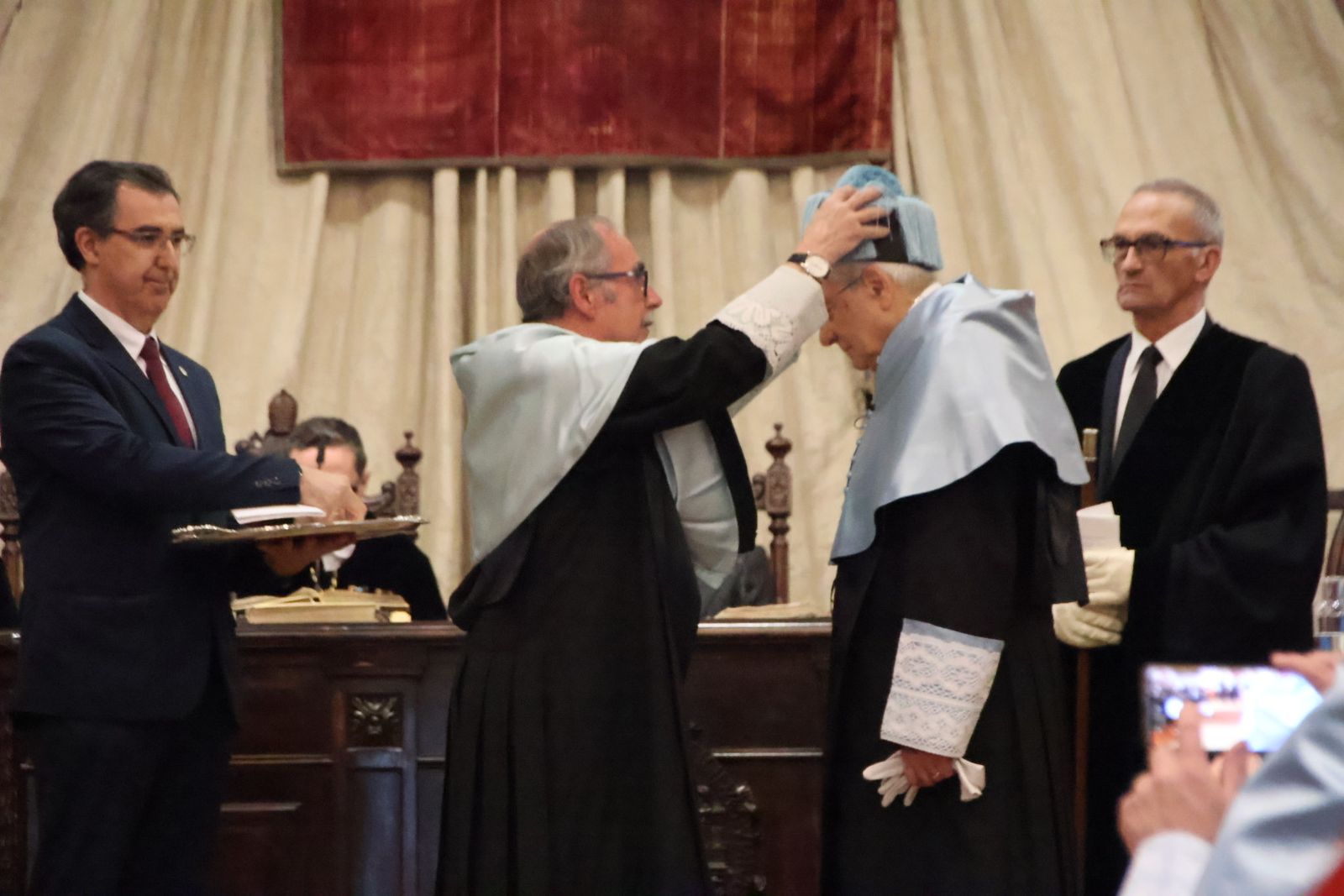 Llegada de S.M el Rey Felipe VI al paraninfo de la Universidad de Salamanca e Investidura de Sergio Mattarella como doctor ‘honoris causa’ de la USAL