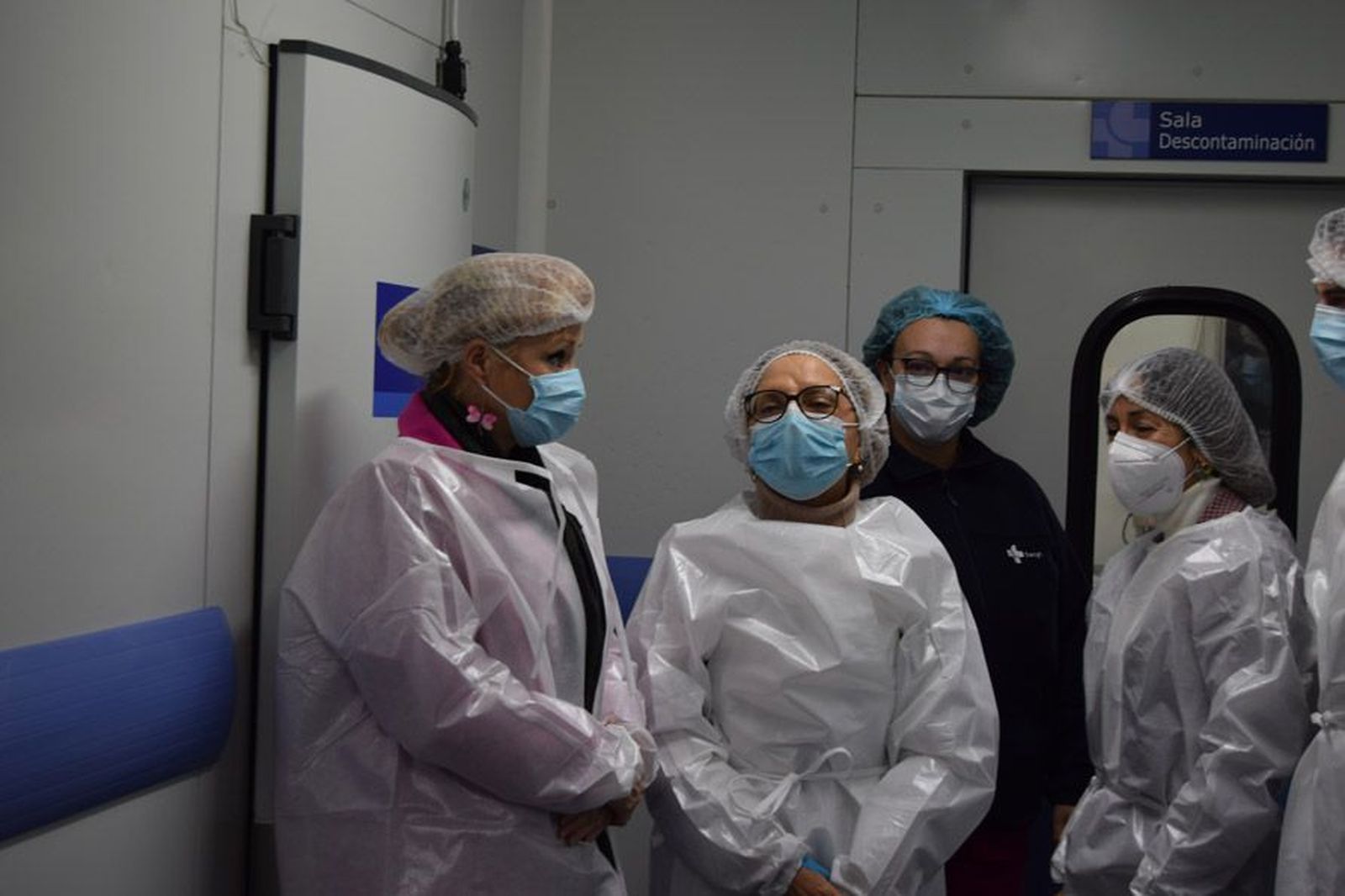 la-delegada-territorial-leticia-garcia-visita-la-cocina-de-linea-fria-del-complejo-asistencial-de-zamora-tras-las-obras-de-mejora-19