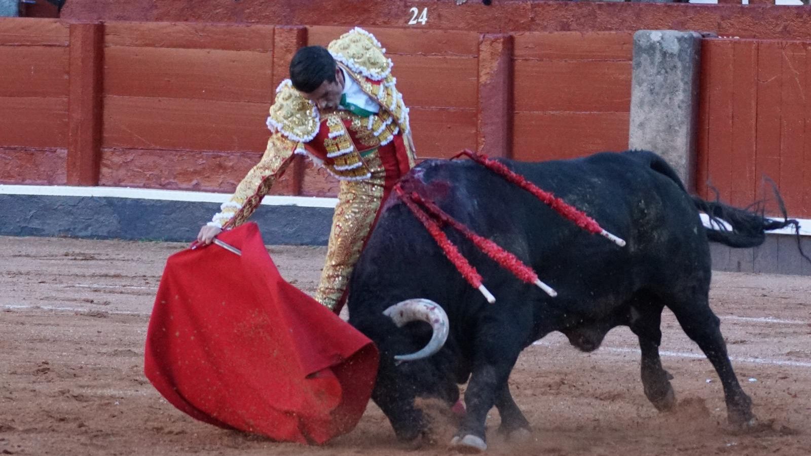 Emilio de Justo con 'Buenasuerte' de Garcigrande