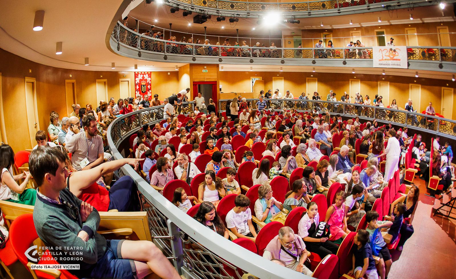 Tercera jornada de la Feria de Teatro de Castilla y León en Ciudad Rodrigo (8).jpg