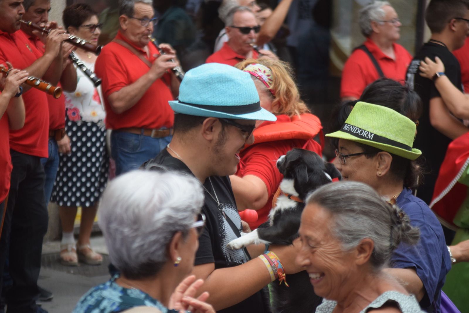 pasacalles-gigantes-y-gigantillas-6